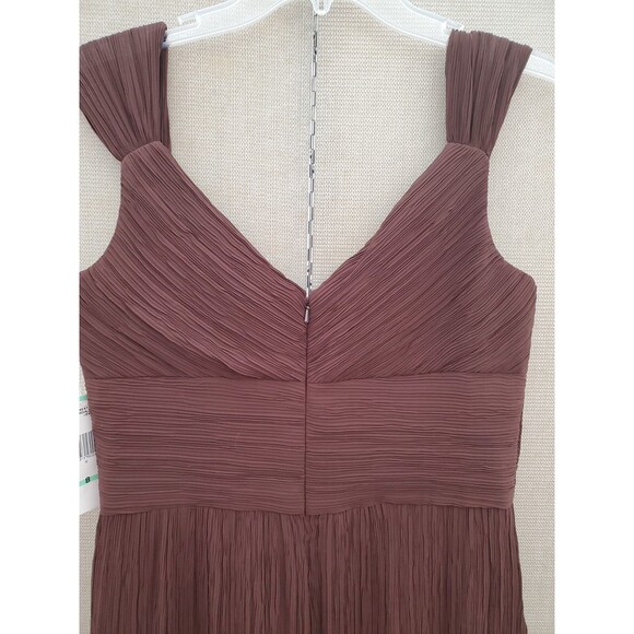 Evan Picone Chocolate Brown Sleeveless V-Neck Bead Accented Crepe Dress Sz 8 NWT - Picture 6 of 10